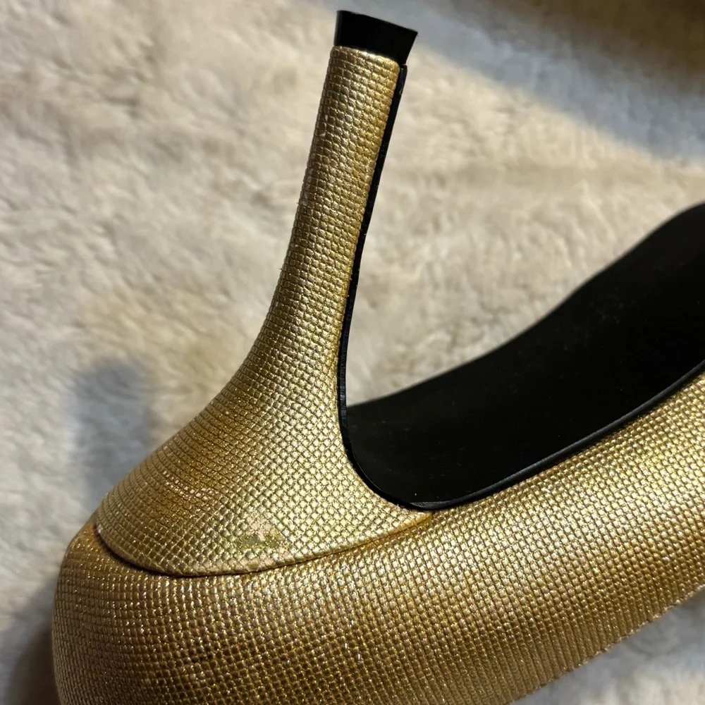 NEW Rampage Heels Size 8.5 Gold Metallic Maria Pointed Toe Party Festive 3”